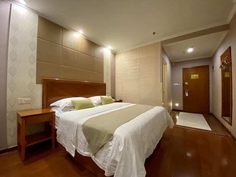 Greentree Inn Shandong Linxi Pingyi Mengyang Road Express Hotel Екстер'єр фото